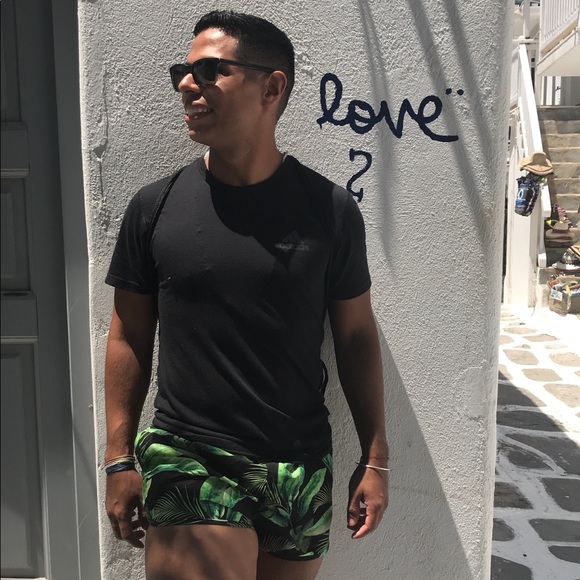 Meet your Posher, Joshua - Picture 1 of 1